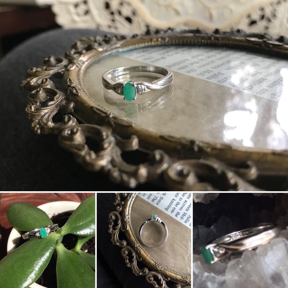 Kay 1/20ct Diamond, Emerald 10K white gold ring